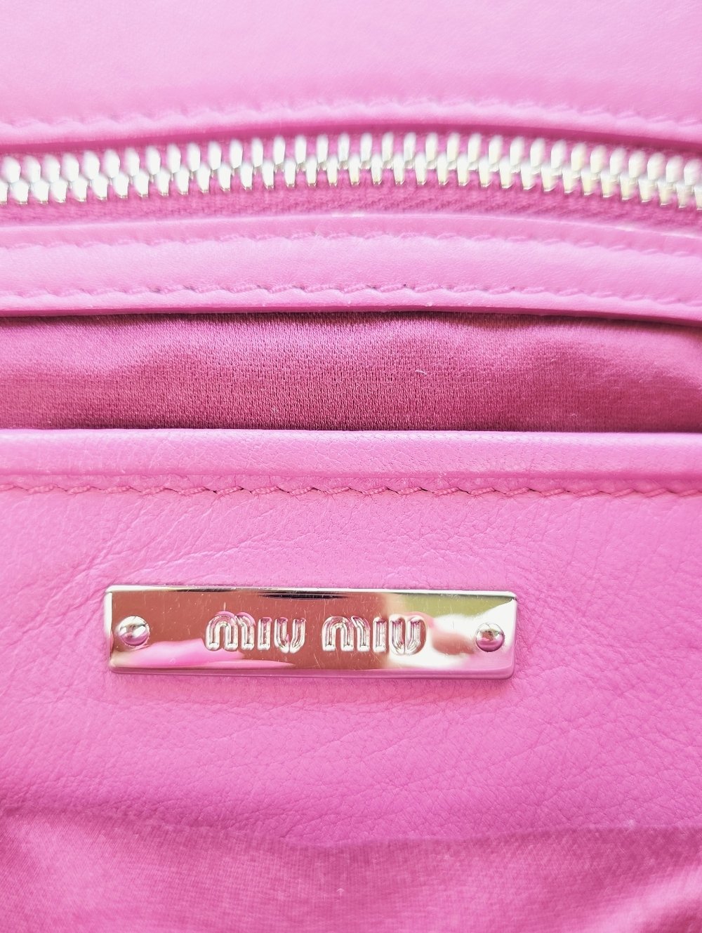 Miu Miu Crystal‎ Matelasse Pink Nappa Leather Jeweled Shoulder Bag - Picture 8 of 16